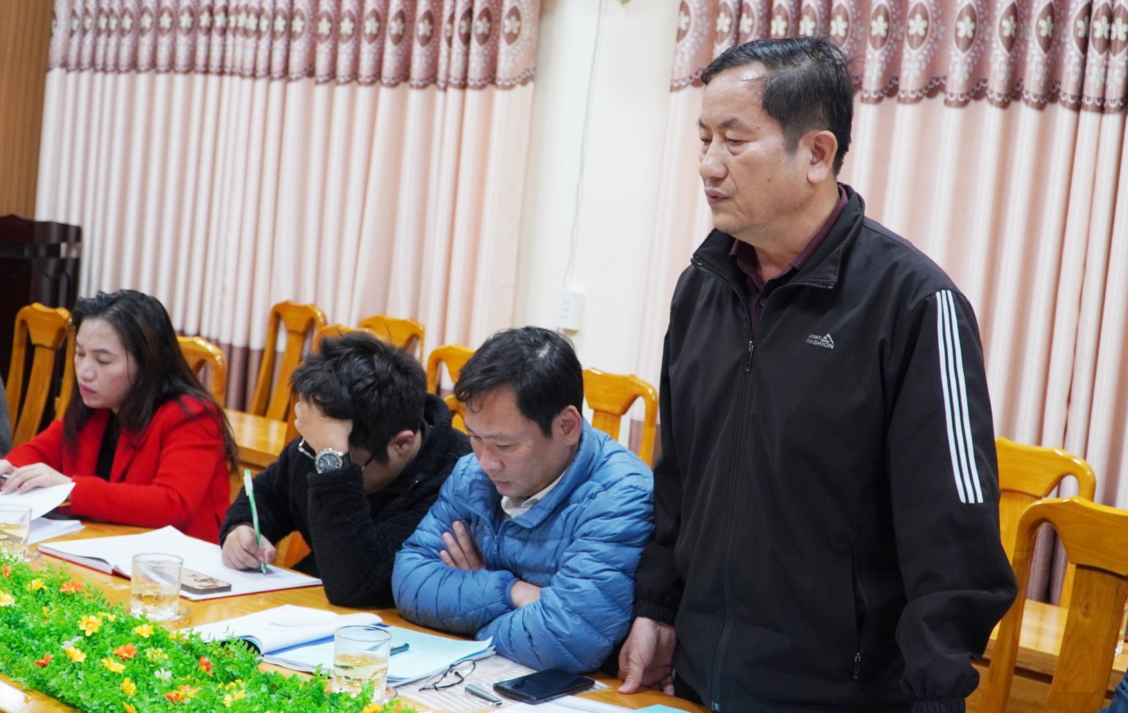 Bác sĩ CKII Nguyễn Huy Tý Phản biện 2 tham gia ý kiến tại buổi đánh giá