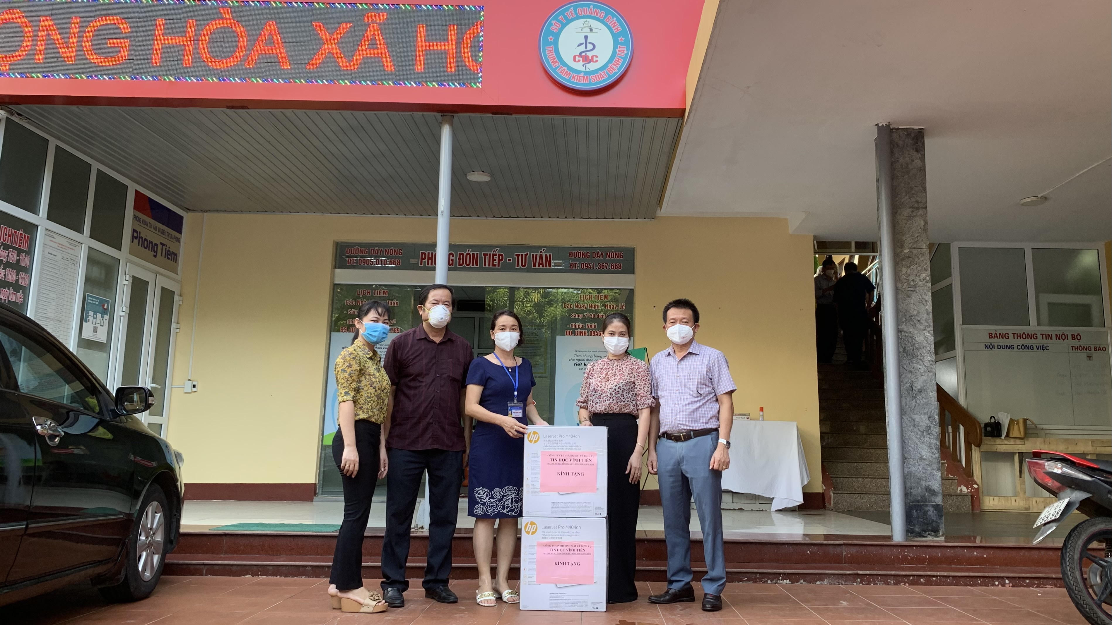 CDC Quảng Bình tập trung xét nghiệm RT PCR diện rộng cho người dân vùng cách ly phong tỏa ở xã Bảo Ninh thành phố Đồng Hới