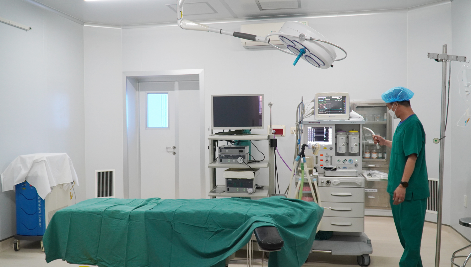 Các bệnh viện tuyến huyện được quan tâm đầu tư trang thiết bị y tế hiện đại đáp ứng ngày càng cao nhu cầu chăm sóc sức khỏe của nhân dânjpg