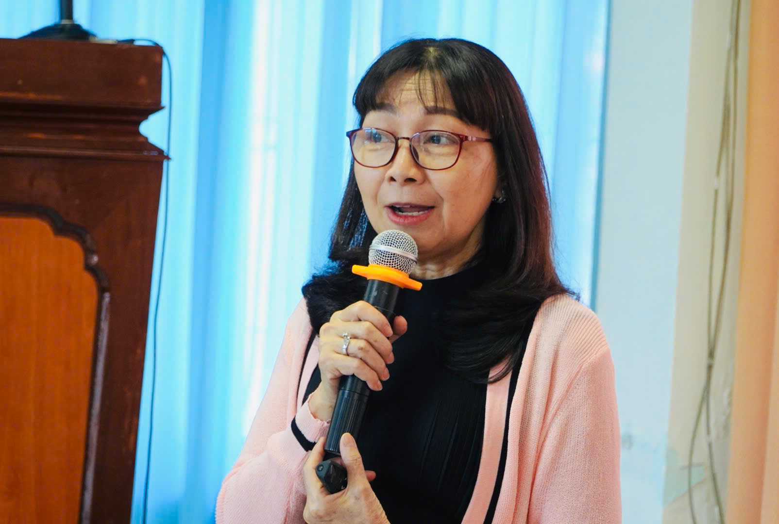 Các giảng viên của Tổ chức METT truyền đạt các nội dung tại lớp tập huấn 1