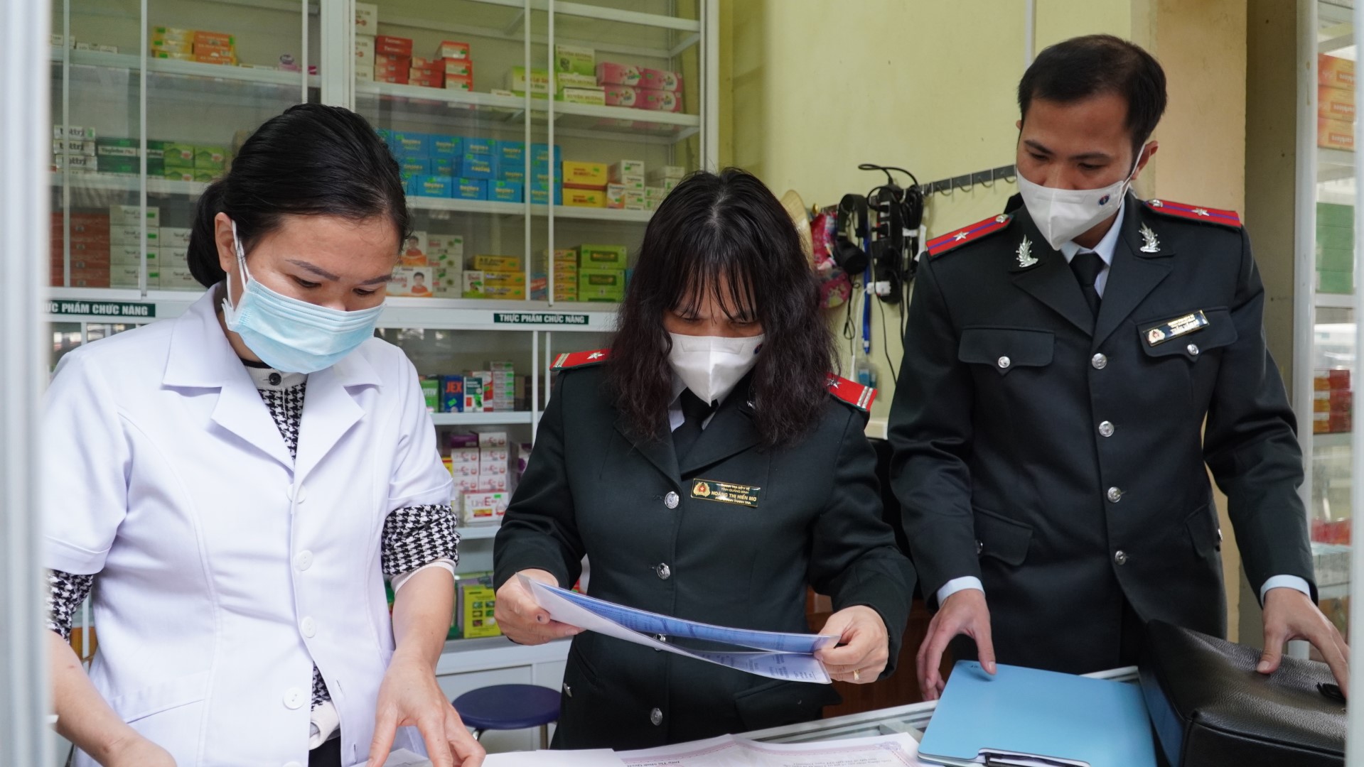 Kiểm tra công tác hành nghề y dược tư nhân trên địa bàn huyện Bố Trạch Custom