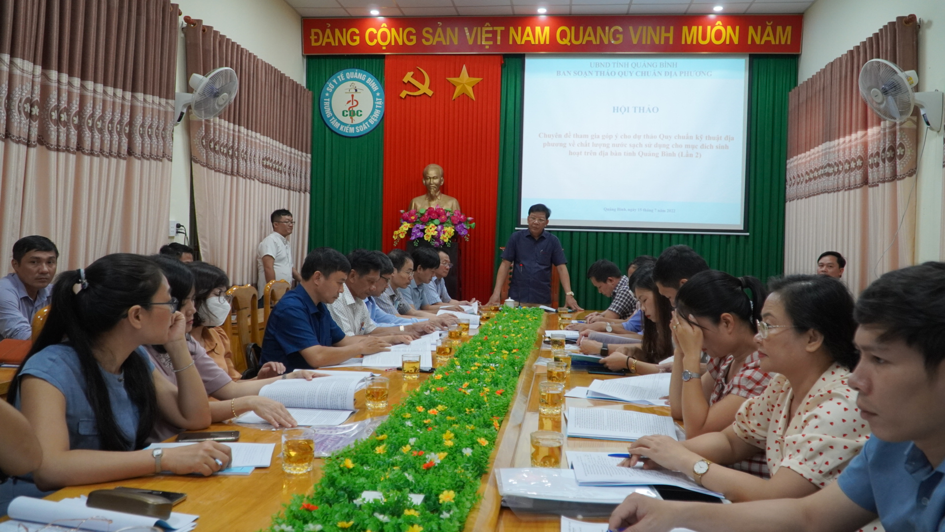 LÃnh đạo sở y tế chủ trì tại hội thảo