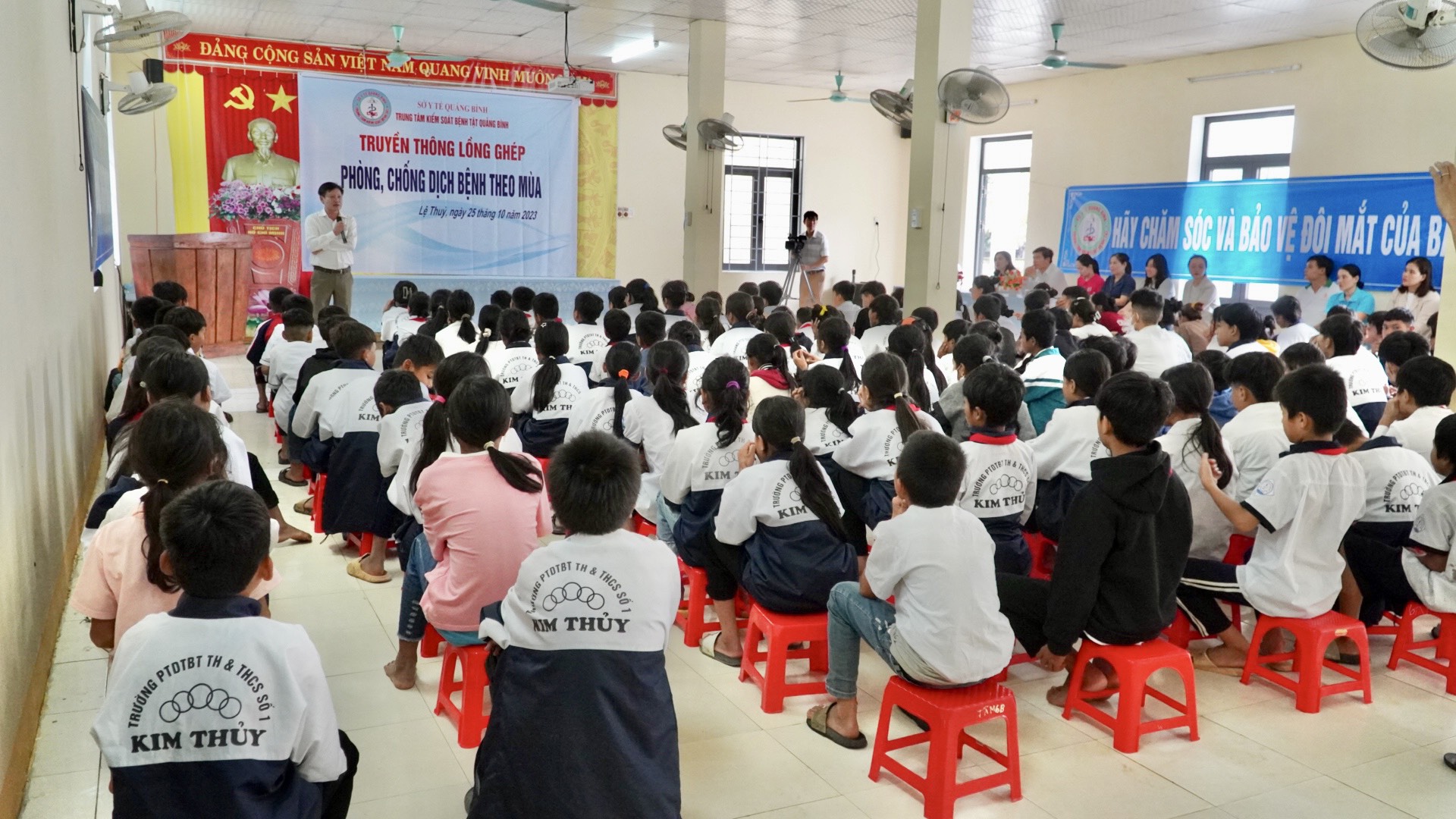 Toàn cảnh buổi truyền thông lồng ghép tại trường PTDTBT THTHCS số 1 Kim Thủy huyện Lệ Thủyjpg