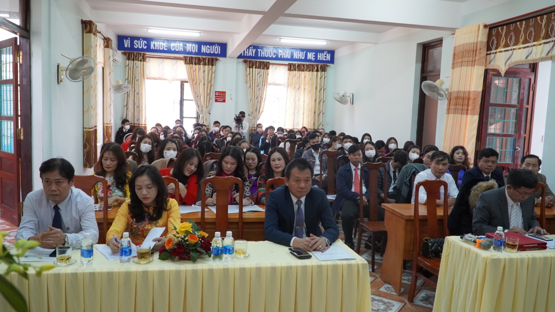 Toàn cảnh hội nghị 2