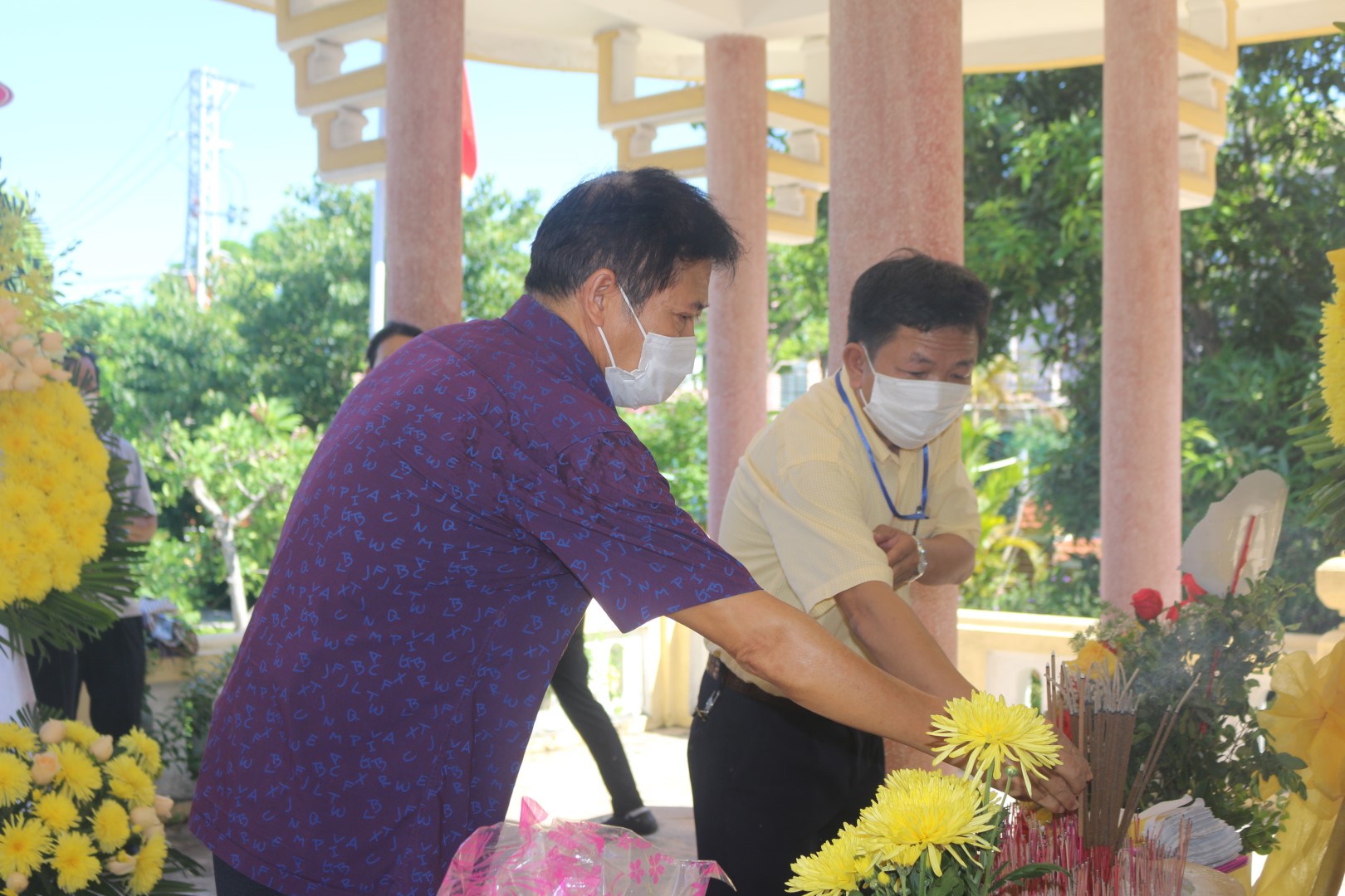 danh chuong 28 Large