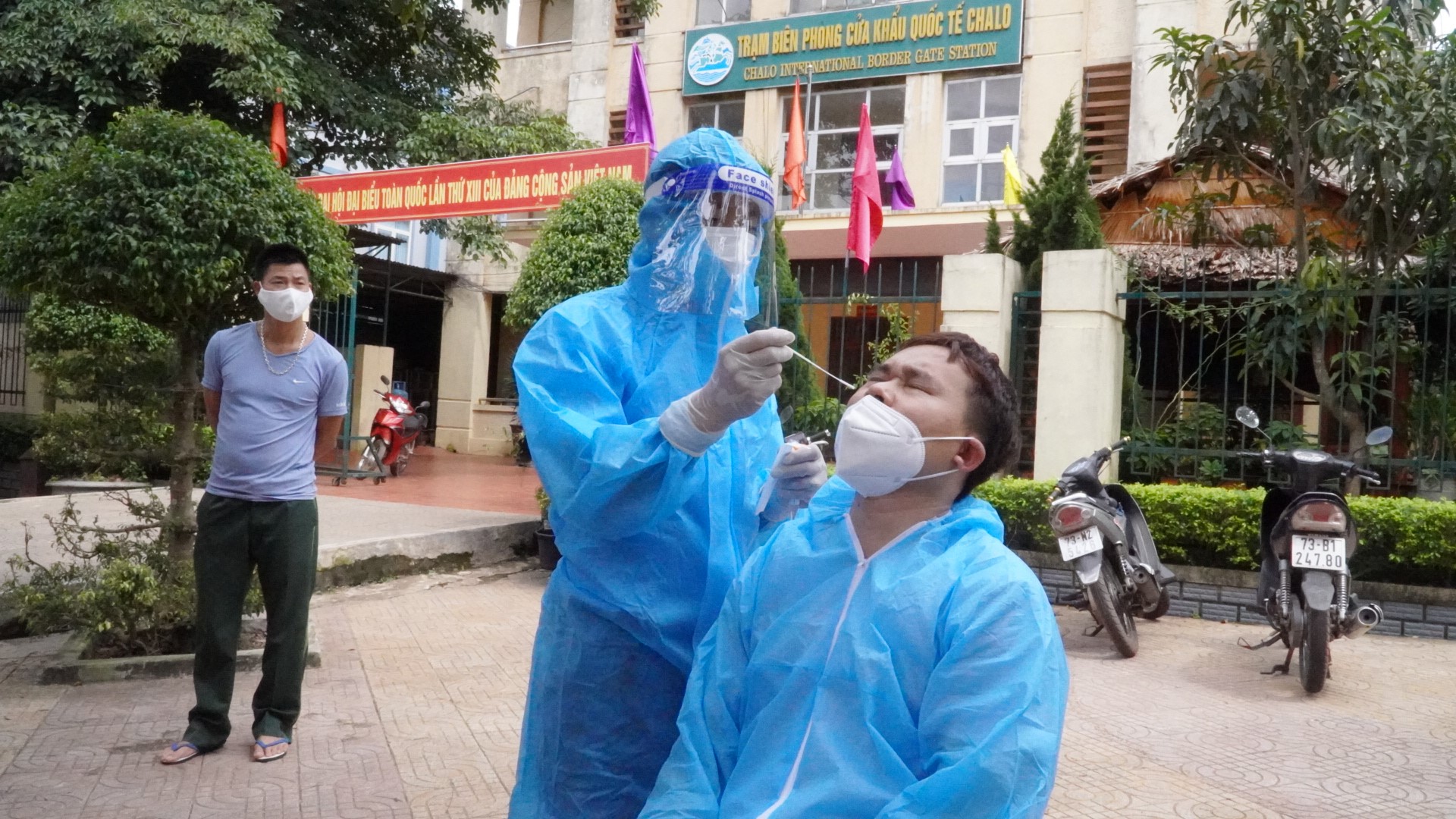 lục luong biên phong