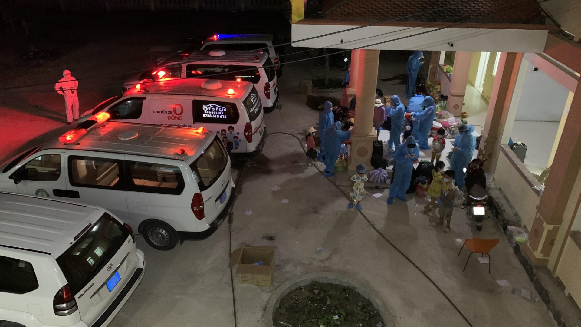 parter nha trang3 Large