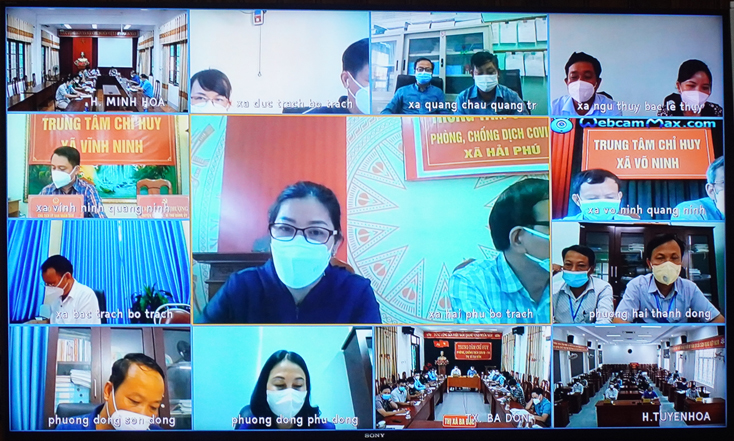 Điểm cầu xã Hải Phú báo cáo về tình hình dịch bệnh của xãjpg